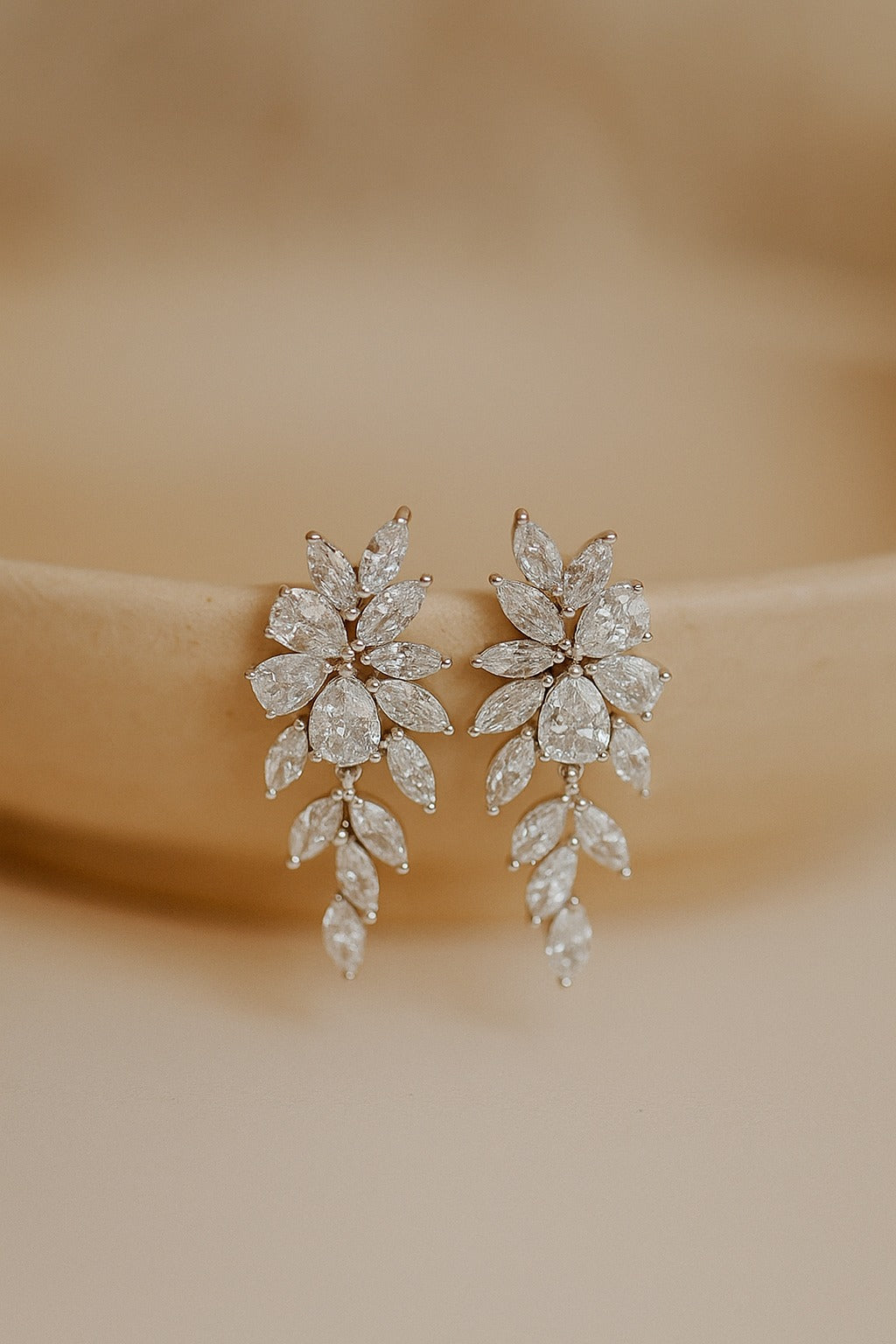 Sparkling Leaf Earrings