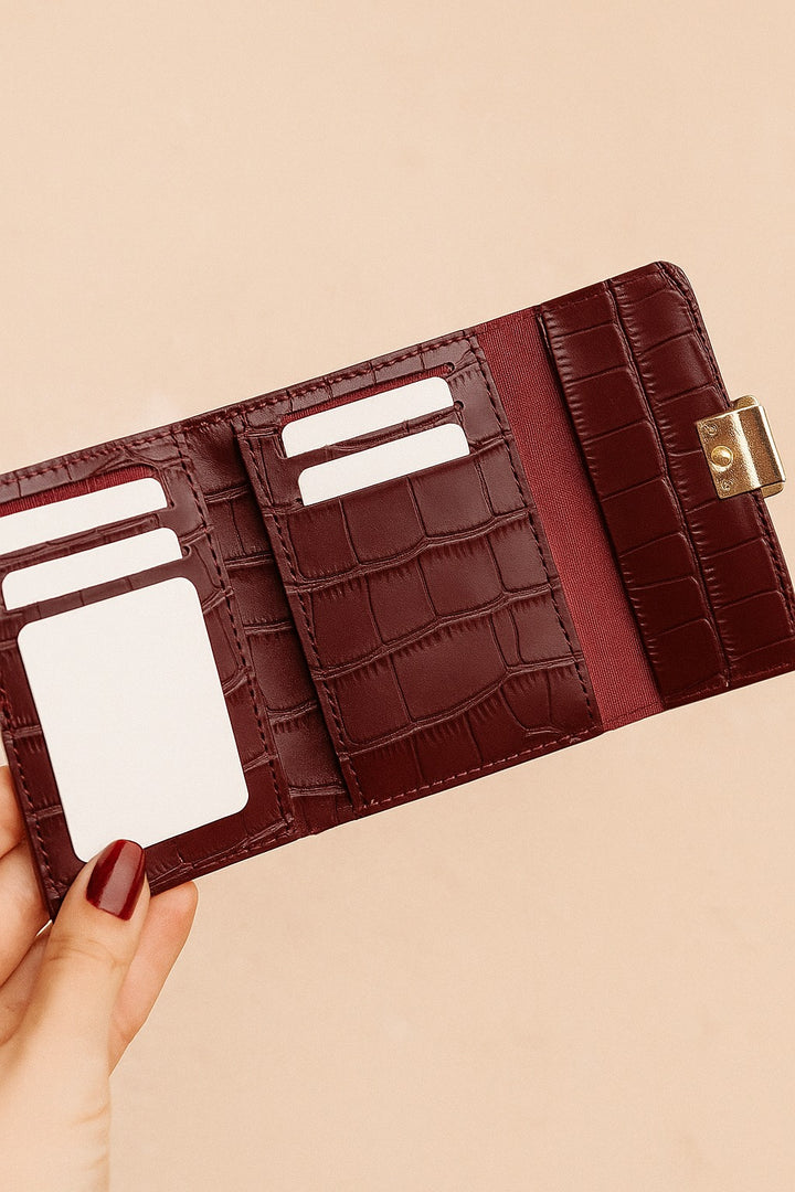 Veloro Croc Wallet